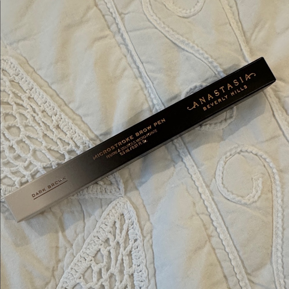 Anastasia Beverly Hills Microstroke Brow Pen DARK BROWN brand new eyebrows